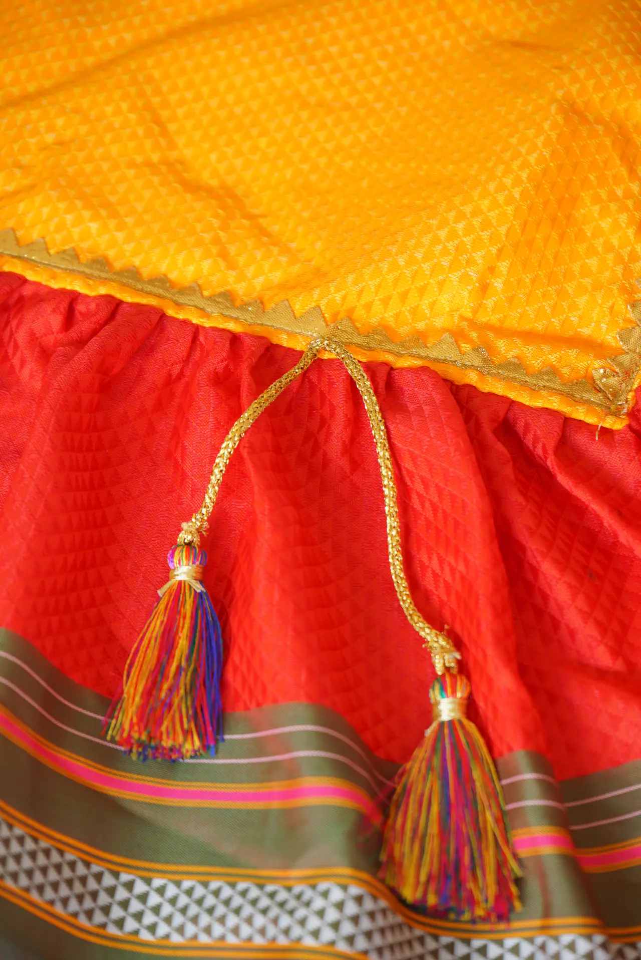 Handcrafted Paithani Red Yellow Chaurang Aasan thumbnail 3