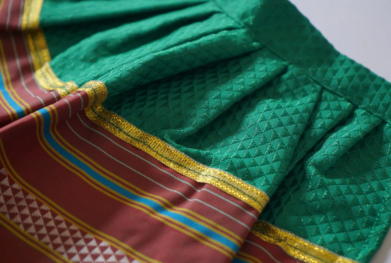 Handcrafted Paithani Green Devi Vastra thumbnail 3