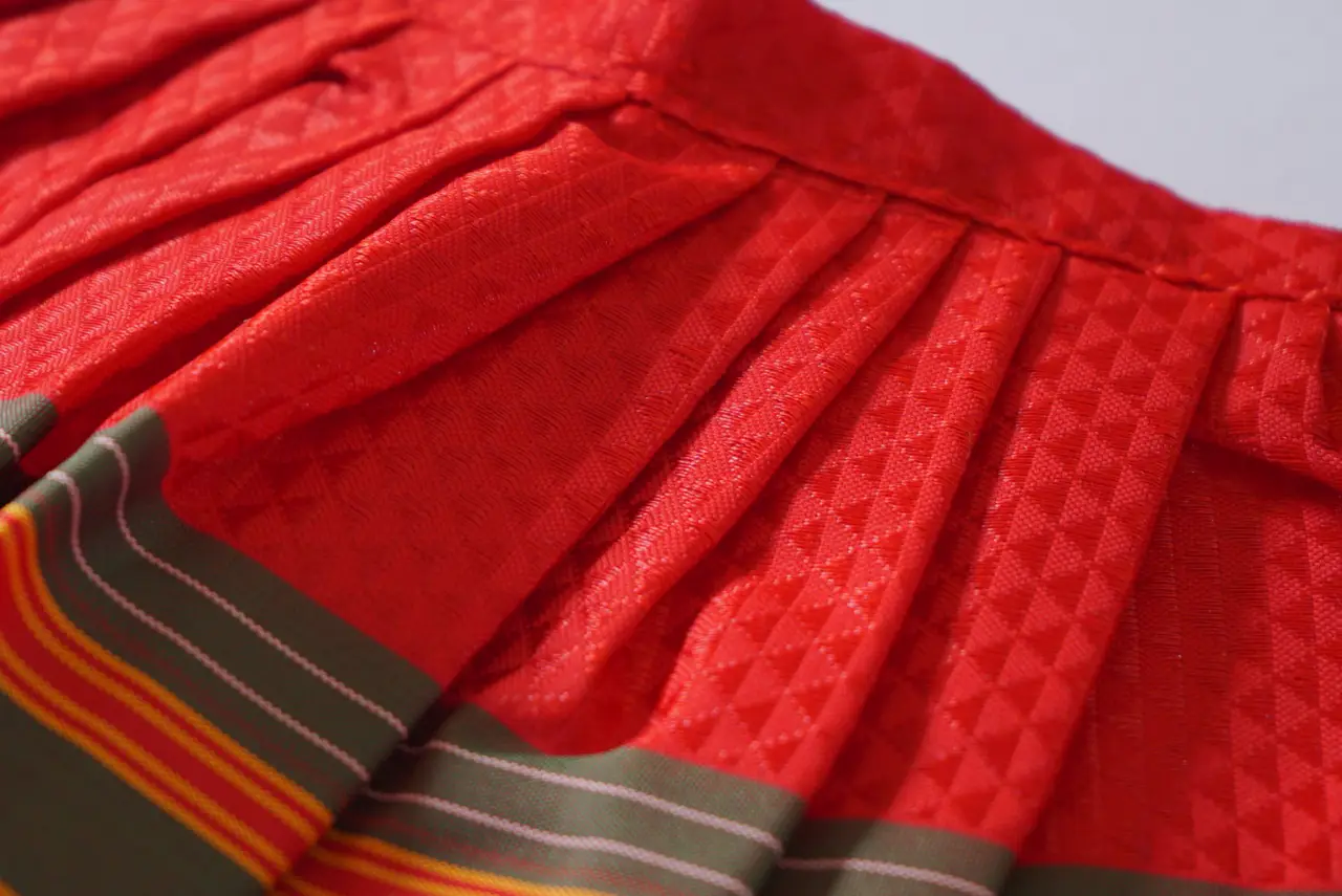 Handcrafted Paithani Red Devi Vastra thumbnail 3