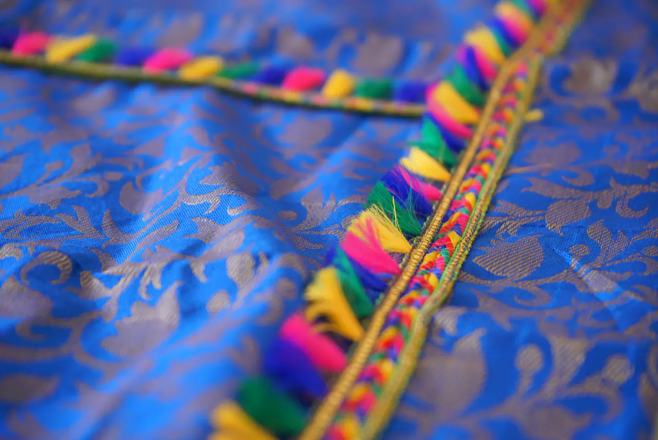 Handcrafted Paithani Blue Backdrop thumbnail 4