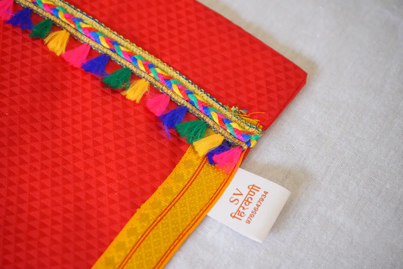 Handcrafted Paithani Red Thin Border Backdrop thumbnail 3